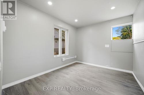 2065 Westfield Drive, Mississauga, ON - Indoor Photo Showing Other Room