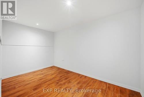 2065 Westfield Drive, Mississauga, ON - Indoor Photo Showing Other Room