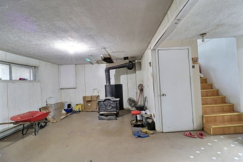 Salle familiale - 657 Rue Bourbeau, Rouyn-Noranda, QC - Indoor