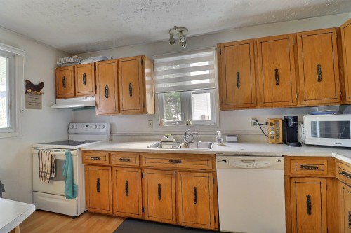 Cuisine - 657 Rue Bourbeau, Rouyn-Noranda, QC - Indoor Photo Showing Kitchen