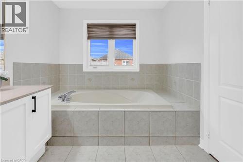 3377 Destination Drive, Mississauga, ON - Indoor Photo Showing Bathroom
