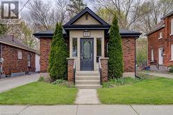 27 EDWIN Street Brantford, ON N3T 4B8