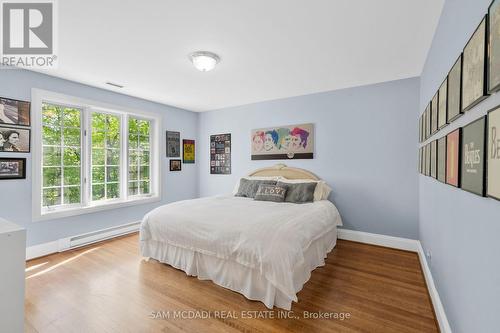 1690 Sherway Drive, Mississauga, ON - Indoor Photo Showing Bedroom