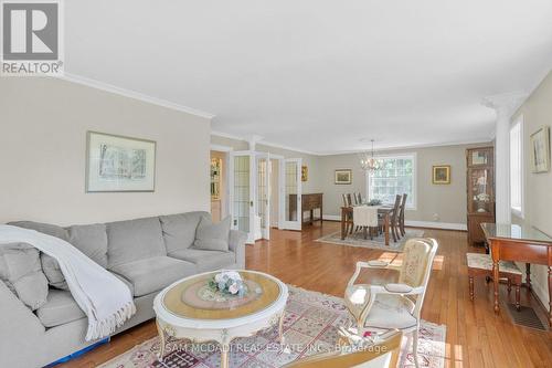 1690 Sherway Drive, Mississauga, ON - Indoor Photo Showing Living Room