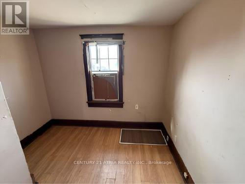 377 Guelph Street, Kitchener, ON - Indoor Photo Showing Other Room