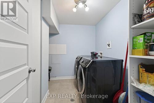 102 - 222 First Street E, Cornwall, ON - Indoor Photo Showing Laundry Room