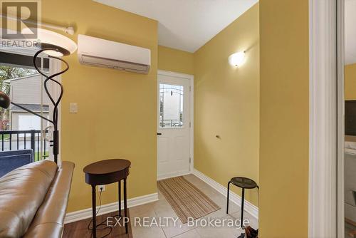 102 - 222 First Street E, Cornwall, ON - Indoor Photo Showing Other Room