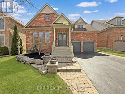 1082 BOB SCOTT COURT  Newmarket, ON L3X 3L7