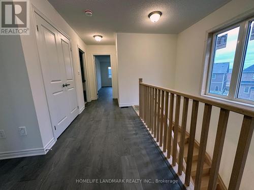 41 Sapphire Way, Thorold, ON - Indoor Photo Showing Other Room