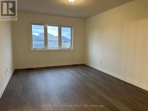 41 Sapphire Way, Thorold, ON - Indoor Photo Showing Other Room