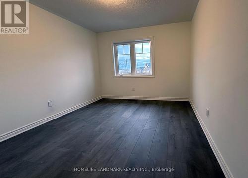 41 Sapphire Way, Thorold, ON - Indoor Photo Showing Other Room