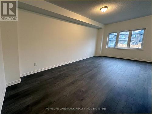 41 Sapphire Way, Thorold, ON - Indoor Photo Showing Other Room