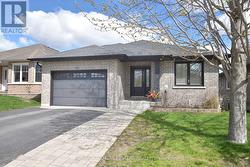 428 RAYMOND STREET Peterborough (Northcrest Ward 5), ON K9L 1R2