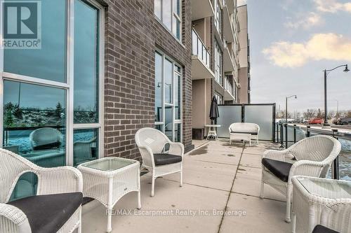 123 - 16 Concord Place, Grimsby (Grimsby Beach), ON - Outdoor