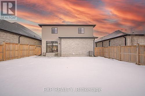 3291 Regiment Road, London South (South V), ON - Outdoor