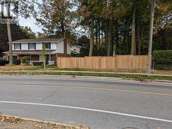 462 HAZEL Street  Waterloo, ON N2L 3R1