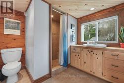 main floor 3pc Bathroom - 