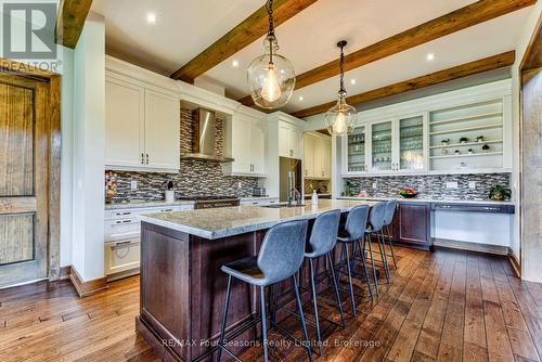 9 Windrose Valley Boulevard, Clearview, ON - Indoor Photo Showing Kitchen With Upgraded Kitchen
