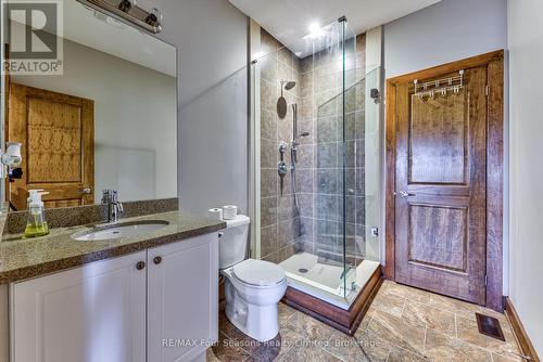 9 Windrose Valley Boulevard, Clearview, ON - Indoor Photo Showing Bathroom