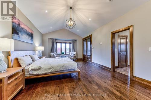9 Windrose Valley Boulevard, Clearview, ON - Indoor Photo Showing Bedroom