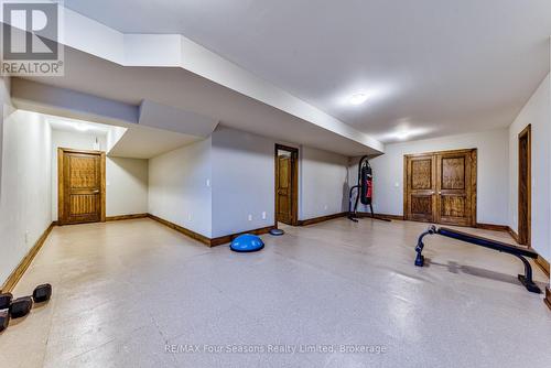 9 Windrose Valley Boulevard, Clearview, ON - Indoor Photo Showing Other Room