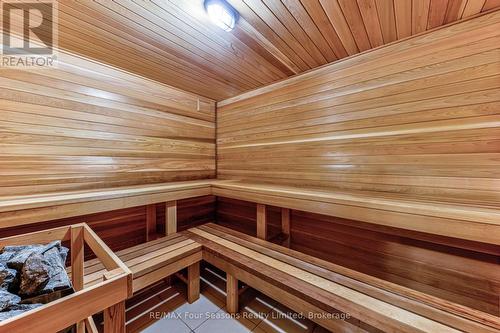9 Windrose Valley Boulevard, Clearview, ON - Indoor Photo Showing Other Room