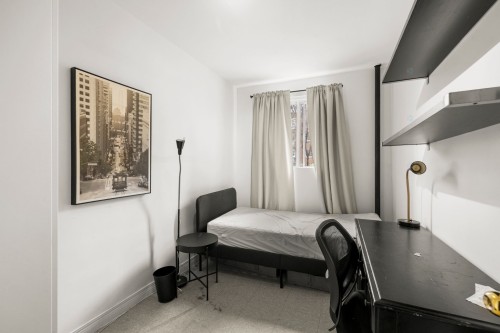 Bedroom - 5994 Rue Dolbeau, Montréal (Côte-Des-Neiges/Notre-Dame-De-Grâce), QC - Indoor Photo Showing Other Room