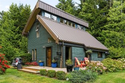 1420 Smithdale Rd Ucluelet, BC V0R 3A0