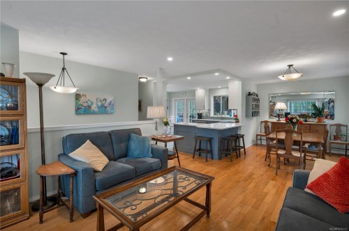 420 Goodwin Rd, Campbell River, BC 