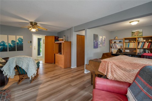 420 Goodwin Rd, Campbell River, BC 