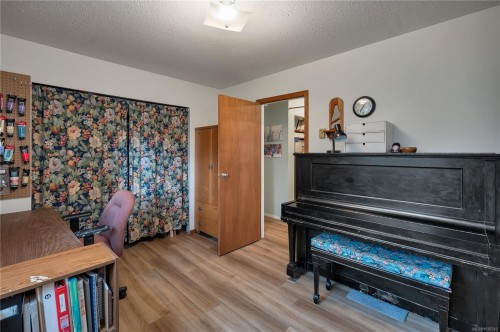 420 Goodwin Rd, Campbell River, BC 