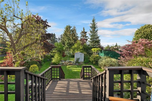 420 Goodwin Rd, Campbell River, BC 