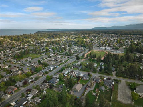 420 Goodwin Rd, Campbell River, BC 