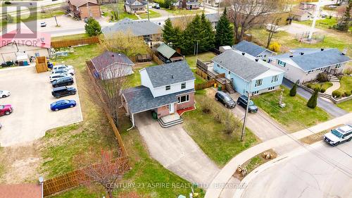 2A SELKIRK STREET  Petawawa, ON K8H 3C1