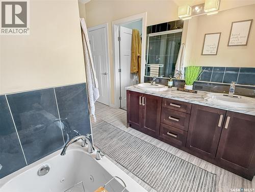 137 Valley Park Place, Swift Current, SK - Indoor Photo Showing Bathroom