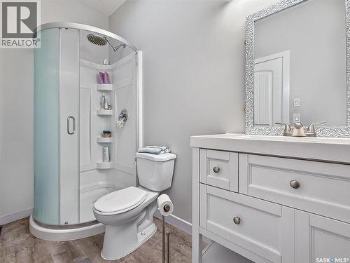 137 Valley Park Place, Swift Current, SK - Indoor Photo Showing Bathroom
