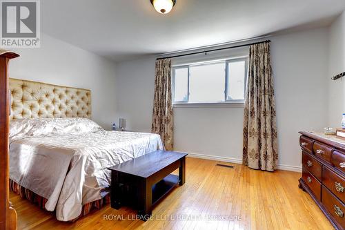 7113 Tamar Road, Mississauga, ON - Indoor Photo Showing Bedroom