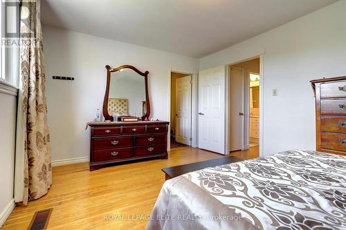 7113 Tamar Road, Mississauga, ON - Indoor Photo Showing Bedroom