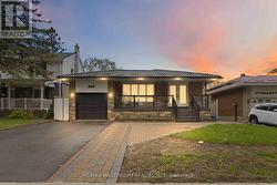 204A BELLAMY ROAD N  Toronto, ON M1J 2L6