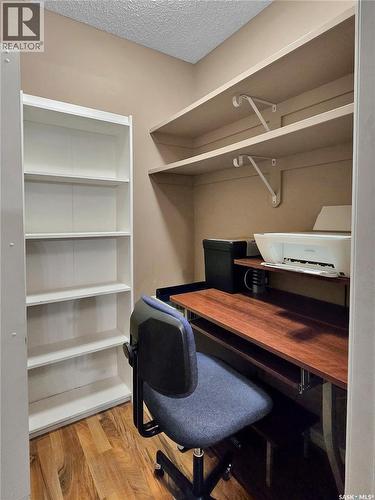 202D1 1121 Mckercher Drive, Saskatoon, SK - Indoor With Storage