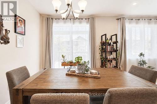 40 - 745 Chelton Road, London South, ON - Indoor Photo Showing Dining Room