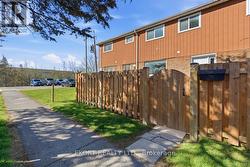 27 - 17 TRACEY PARK DRIVE Belleville (Belleville Ward), ON K8P 4R4