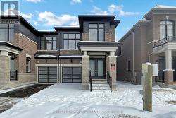 2943 NAKINA STREET Pickering, ON L1X 0P7