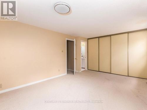 Primary Bedroom with Full 4 piece ensuite. - 80 - 22C Maple Ridge Crescent, Ottawa, ON - Indoor Photo Showing Other Room