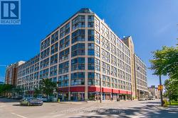 606 - 222 THE ESPLANADE  Toronto, ON M5A 4M8