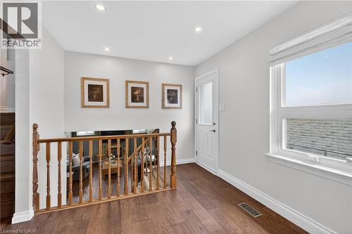 2471 Malcolm Crescent, Burlington, ON - Indoor Photo Showing Other Room