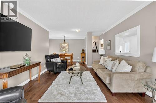 2471 Malcolm Crescent, Burlington, ON - Indoor Photo Showing Living Room