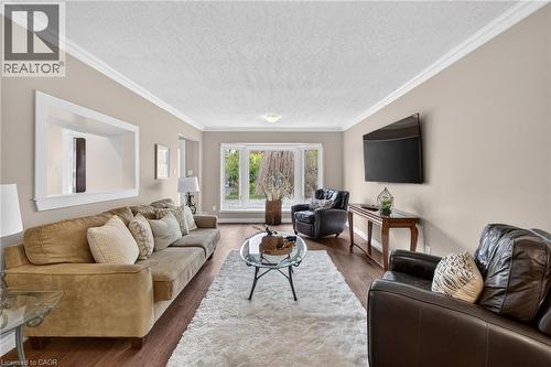 2471 Malcolm Crescent, Burlington, ON - Indoor Photo Showing Living Room