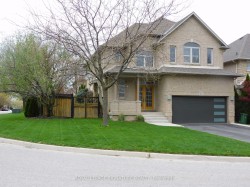 30 Walcotte Avenue Hamilton, ON L9K 1M8
