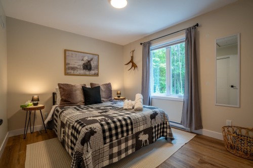 Chambre à coucher - 232 Ch. Du Pavillon-Kanata, Amherst, QC - Indoor Photo Showing Bedroom